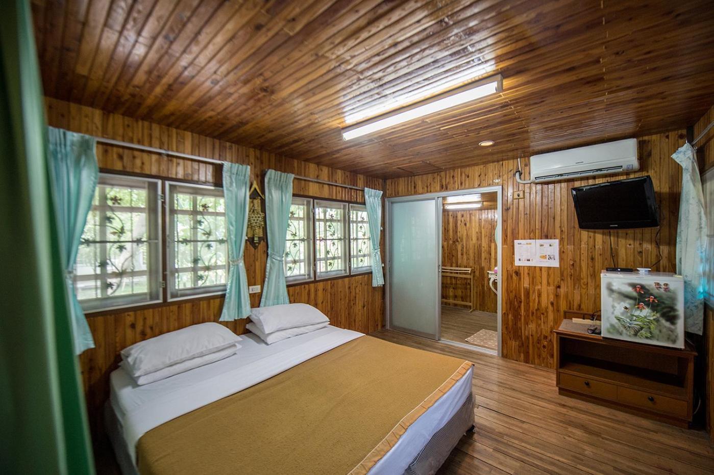 Poomvarin Resort Ban Wang Takhrai Rum bild