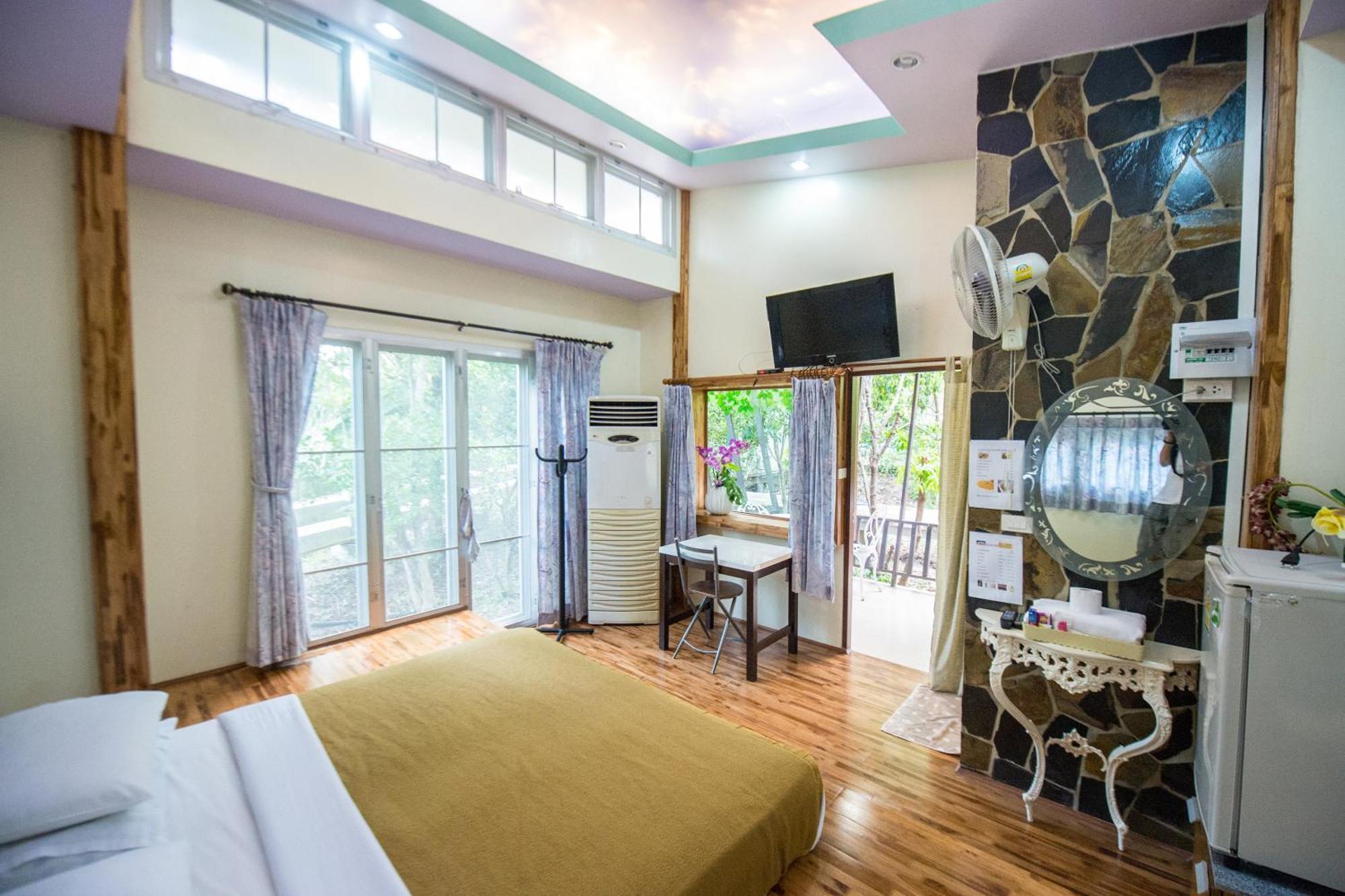 Poomvarin Resort Ban Wang Takhrai Rum bild